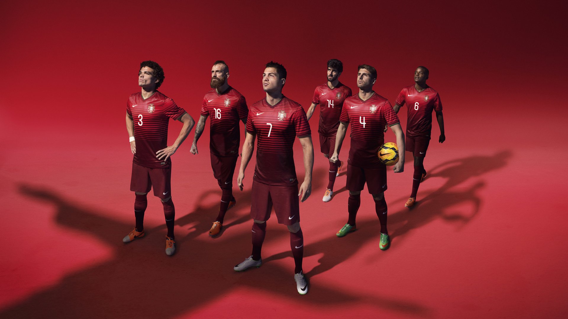 PSG逐步提升国际比赛经验，psg赛区